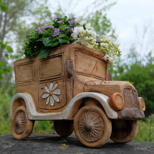 ,,MODEL - T,,  květináč