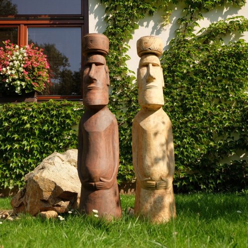 Socha ,,moai,,