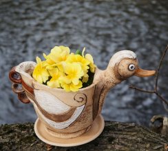 kačena - květináč 2