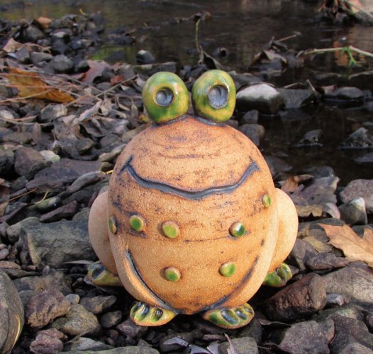 keramicka žába 